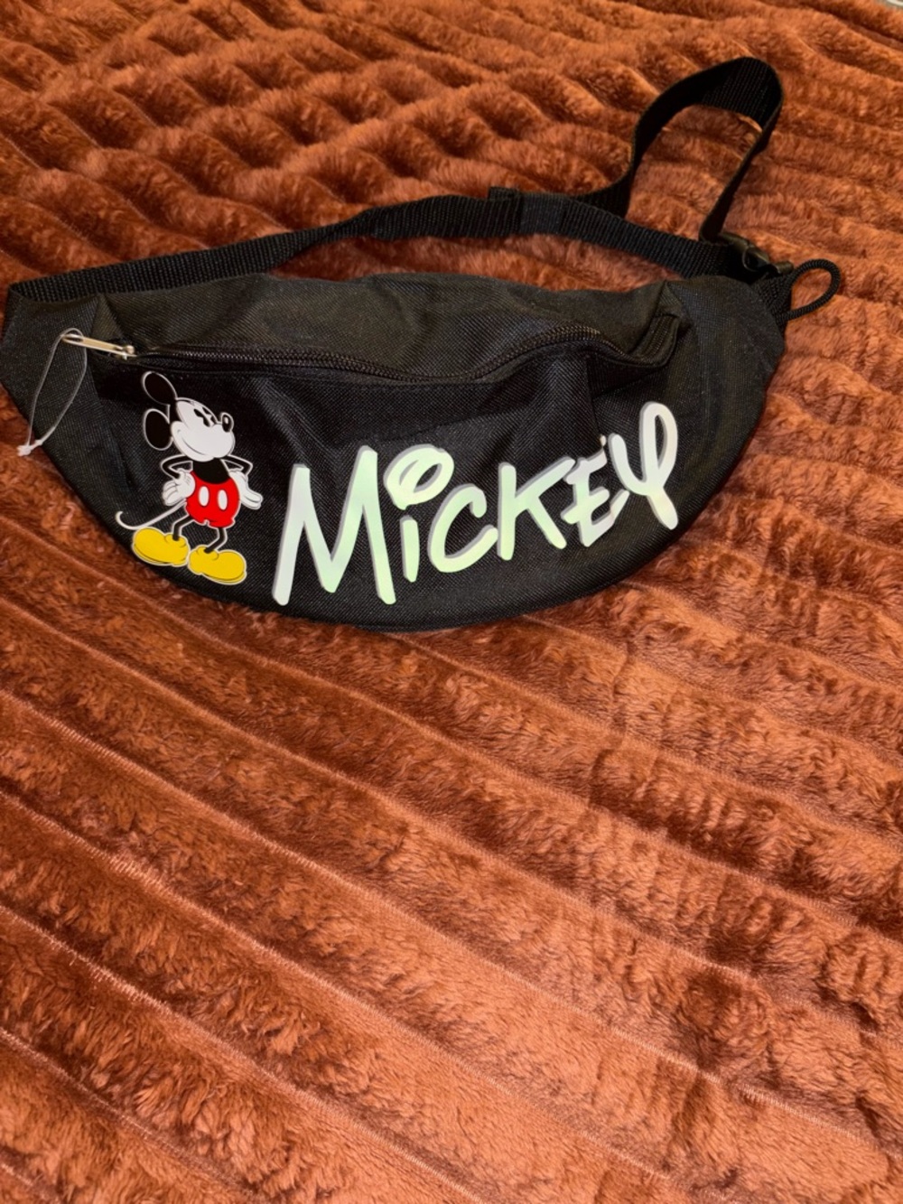 Mickey Mouse Black Graphic Fanny Pack